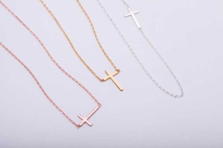 Finding the Perfect Christian Necklace: A Guide to Different Styles