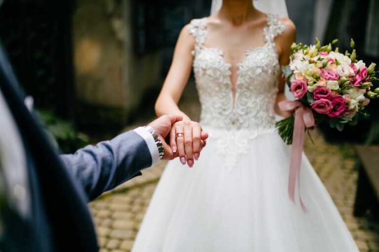 Do You Like Traditional Weddings? Expert Tips and Ideas