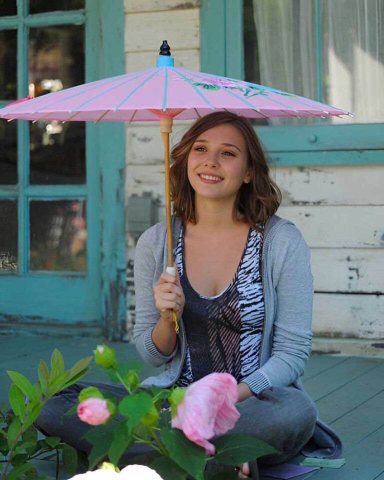How To Seem More Attractive Without Changing Your Appearance