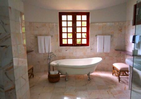 Make Your Bathroom Beautiful with These Tips