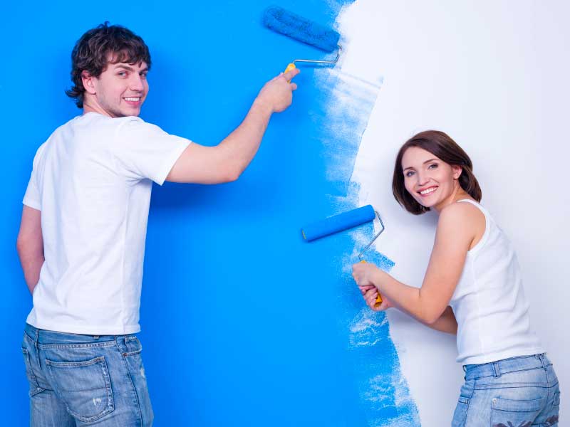 Stenciling vs. Wallpaper: Which is Right for Your Home