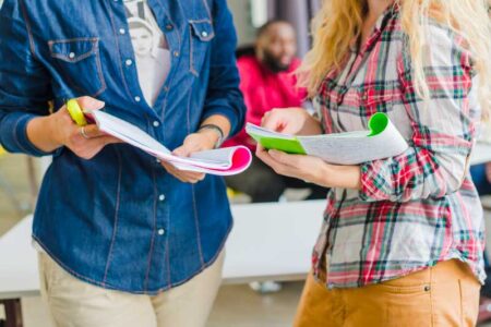 Tips for Campus Fashion That Can Help You to Feel Good When Studying
