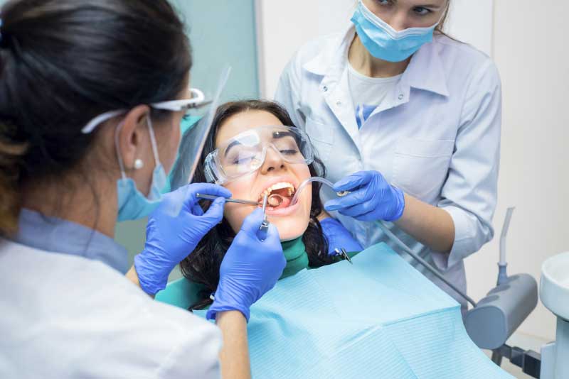 Tips for Choosing the Best Cosmetic Dentist