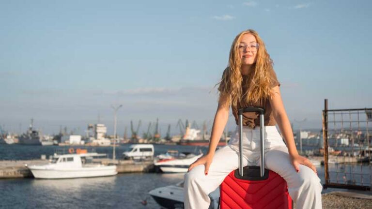 What Should You Wear on a Cruise?