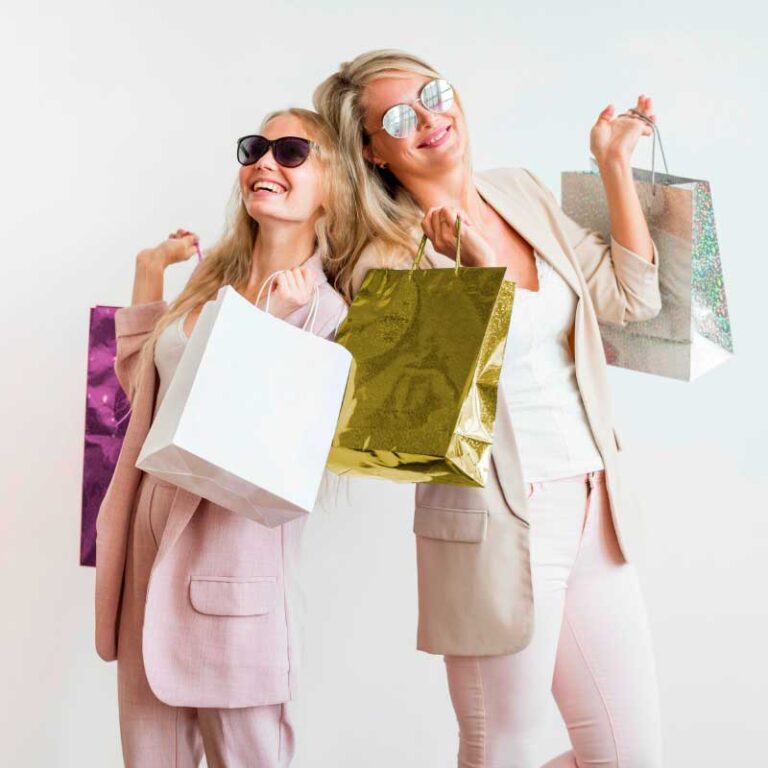 Finding the Best Deals on Women's Clothing