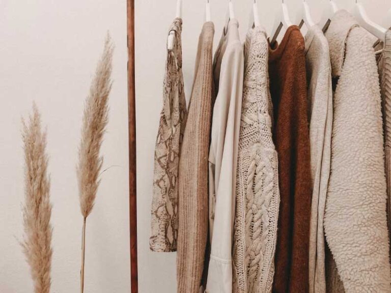 Tips And Inspiration For Choosing Elegant And Appropriate Attire For Special Events