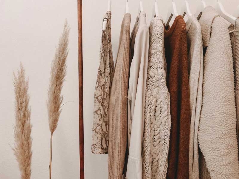 Tips And Inspiration For Choosing Elegant And Appropriate Attire For Special Events