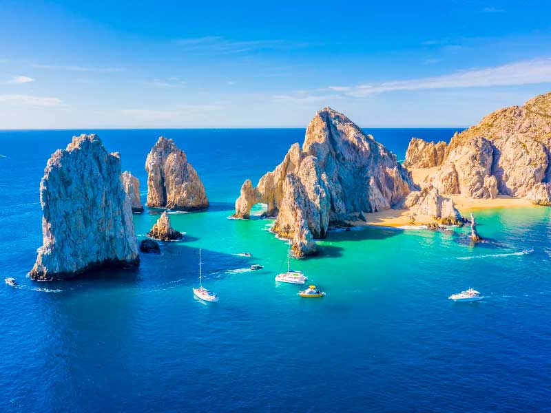 Uncover Hidden Gems with La Isla Tour's Private Catamaran