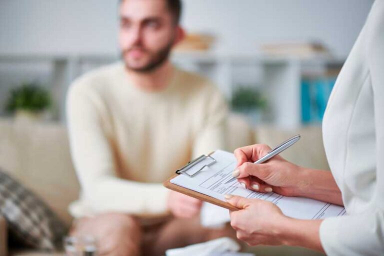 Core Considerations for Choosing a Hypnotherapy Program