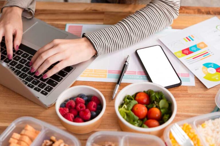 Finding Your Favorite Snacks Online: A Beginner's Guide to Buying Snacks