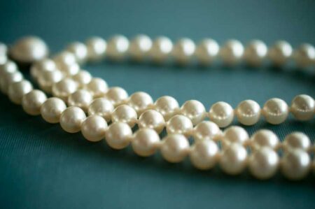 The Relationship Between Fashion and Pearl Jewelry