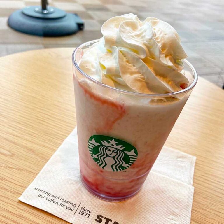 What Your Starbucks Order Says About Your Personal Style