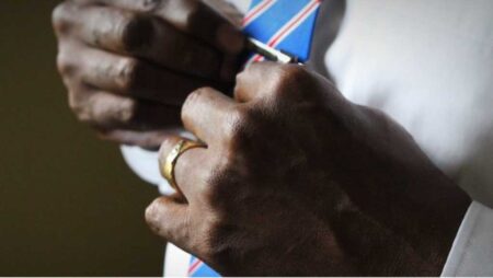 How To Shop For Mens Wedding Bands