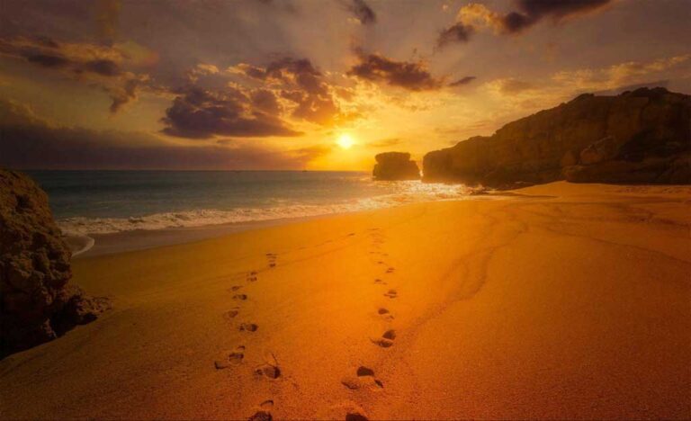 Reasons to Choose Australia for Your First Honeymoon