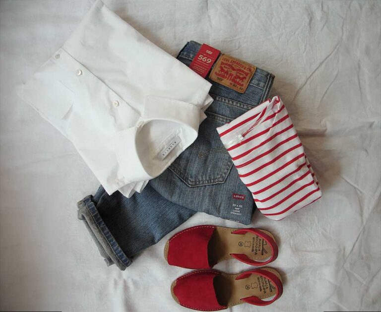 Unexpected Outfit Accessories: Adding a Unique Touch to Your Look