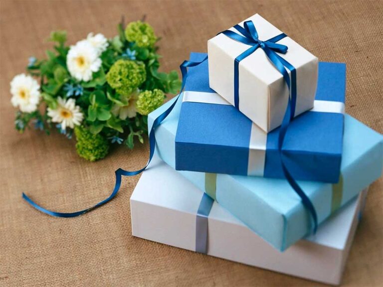 Choosing The Ideal Gift: Why Is It So Hard?