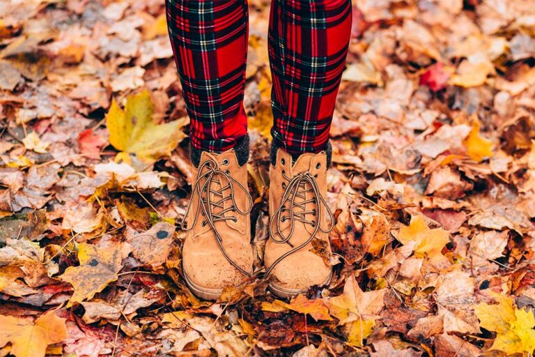 How to Practice Foot Care This Autumn
