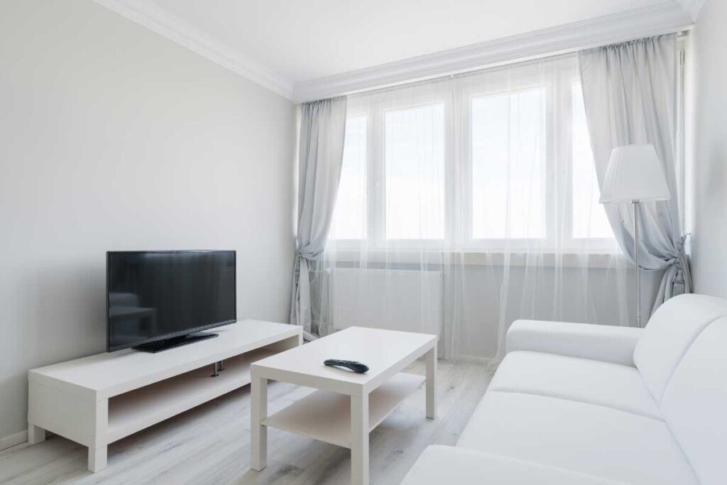 Why Should You Invest in High Quality Curtains?