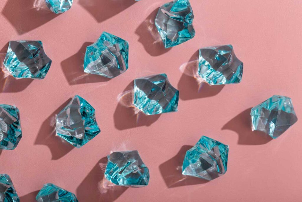 A Glimpse at the Effects of Rare Carat