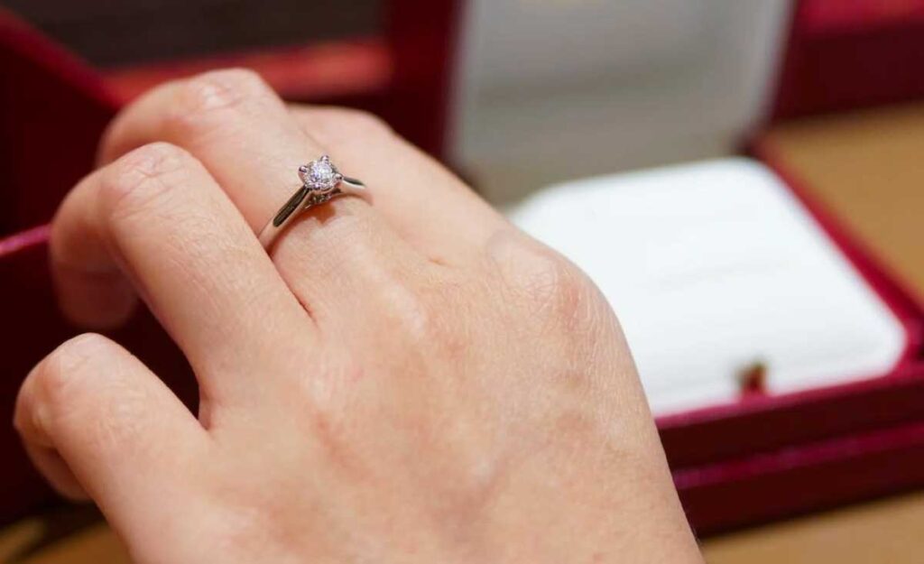 Unveiling the Brilliance: Is It Safe to Buy Online at Rare Carat