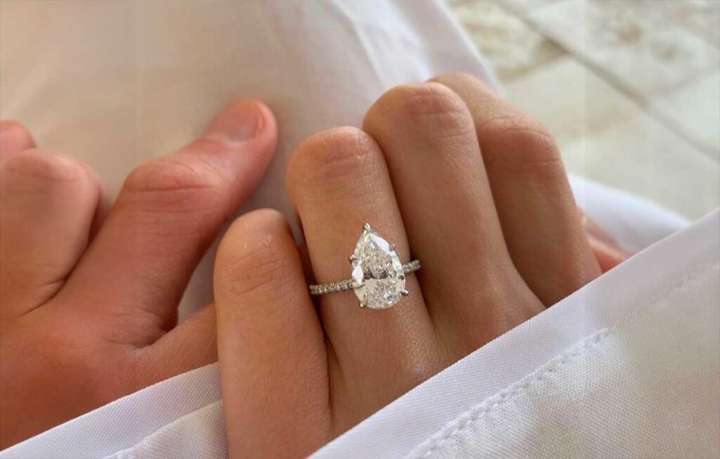 The Ultimate Guide to Choosing a Pear Diamond Engagement Ring