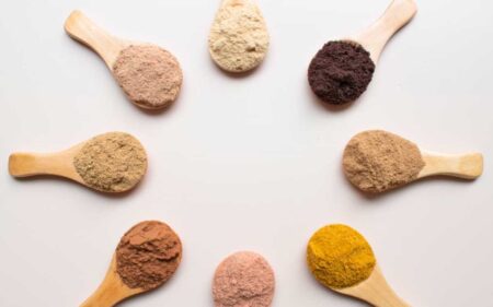 A Beginner's Guide to Choose the Right Protein Powder