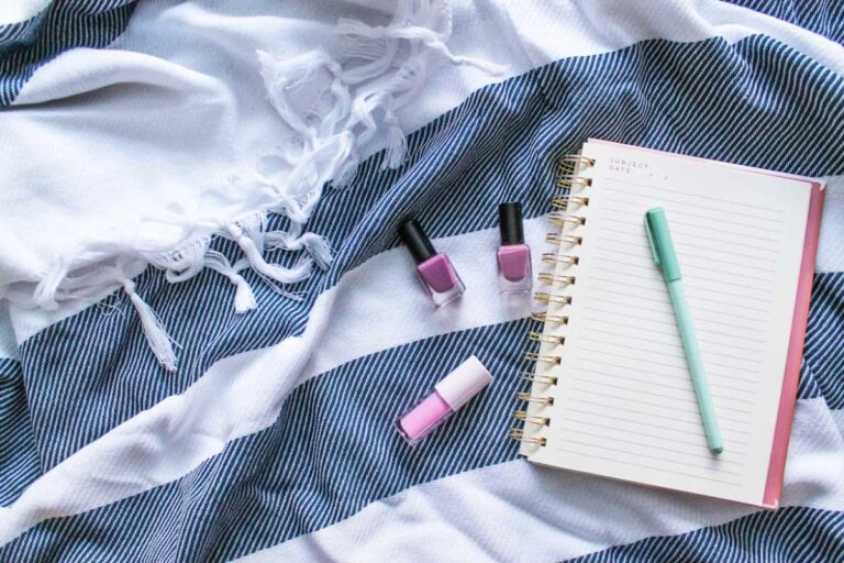 The Art of Fashion Journaling: Boost Your Creativity through Writing
