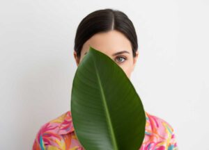 How to know if someone is hiding their pain?