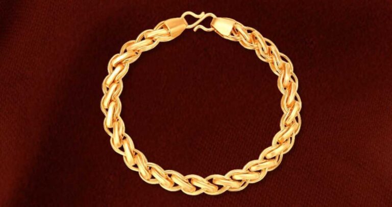 Why Gold Kadas Are a Timeless Accessory for Men